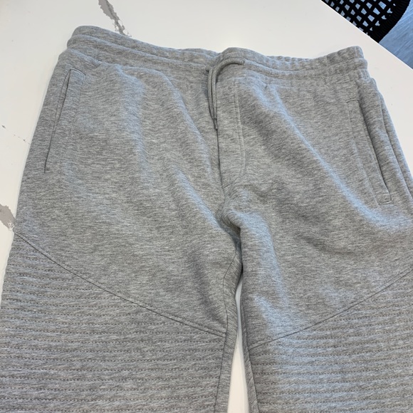 H&M  Mens sweatpants - Picture 1 of 4